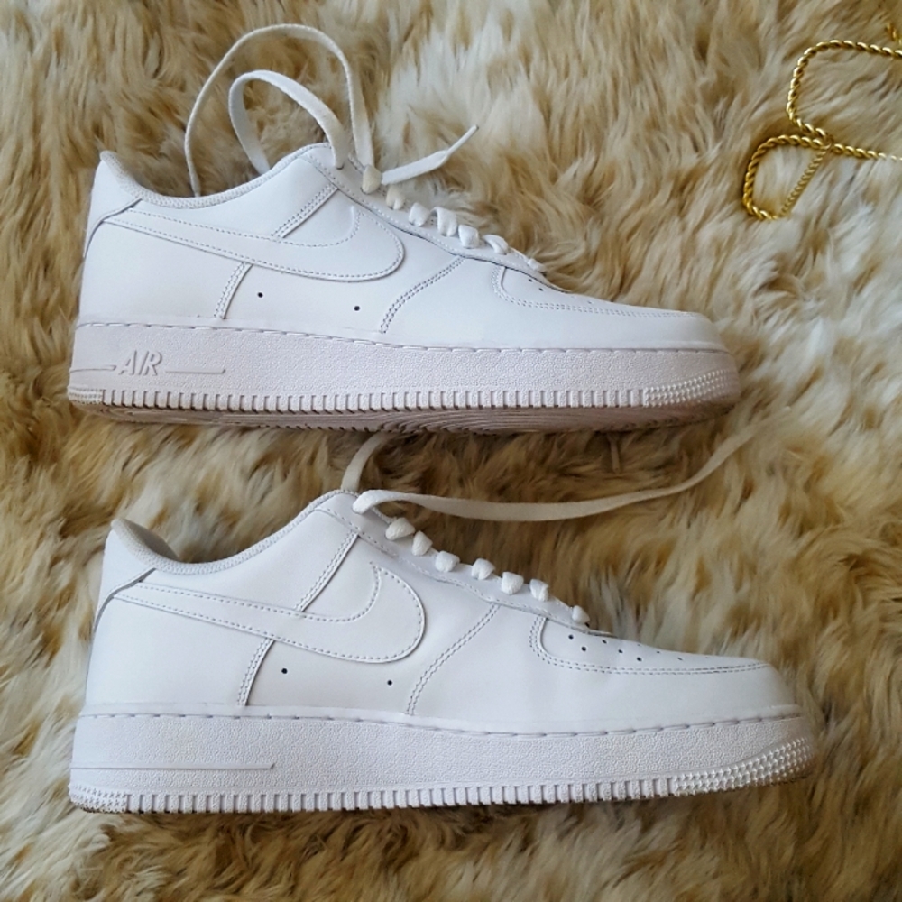 🌙NIKE Air Force 1 Shoes (Near New!)